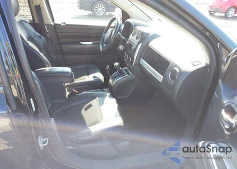 2014 Jeep Compass Latitude z USA, uszkodzony, nr VIN 1C4NJDEB6ED547021